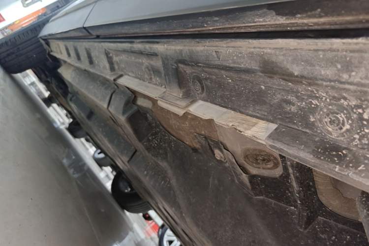 Used Toyota Wildlander 2024 2.0L CVT Two-Wheel Drive Leading Edition Left Side Sill