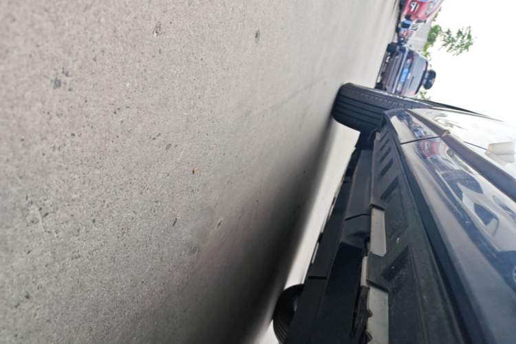 Used Toyota Wildlander 2024 2.0L CVT Two-Wheel Drive Luxury PLUS Edition Left Side Sill