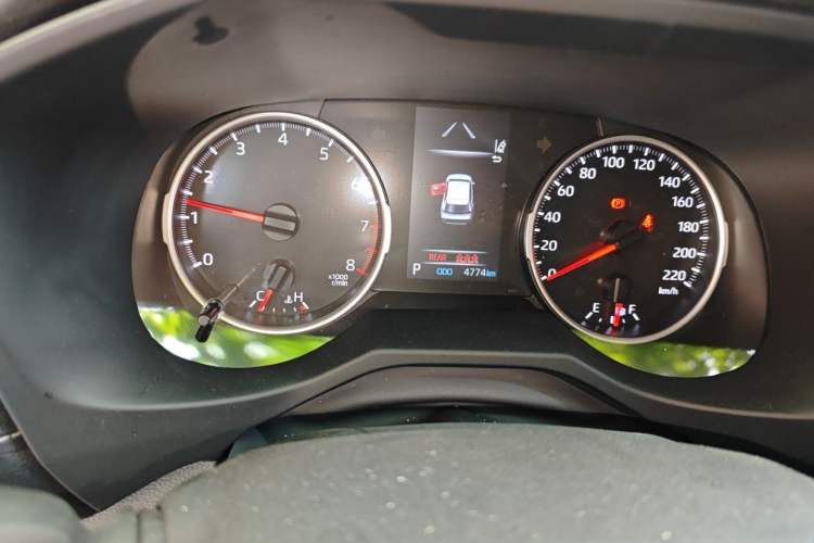 Used Toyota Wildlander 2024 2.0L CVT Two-Wheel Drive Leading Edition Odometer Close Up
