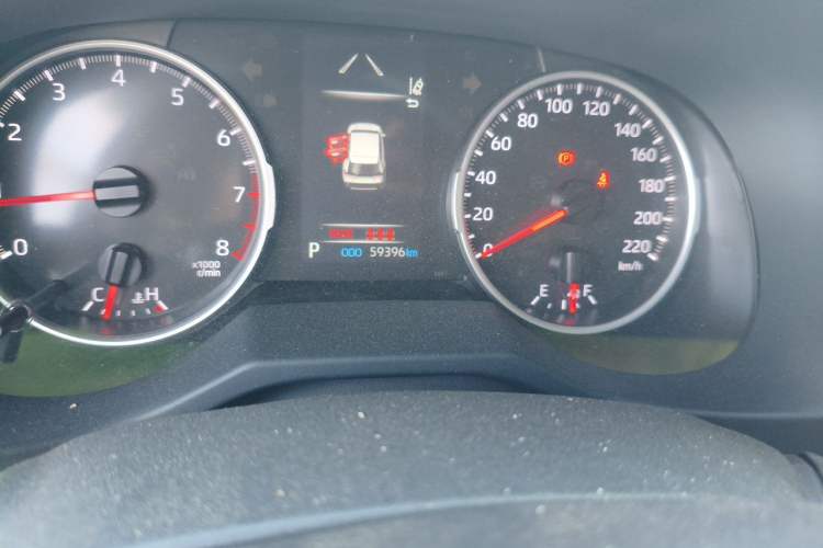 Used Toyota Wildlander 2024 2.0L CVT Two-Wheel Drive Leading Edition Odometer Close Up