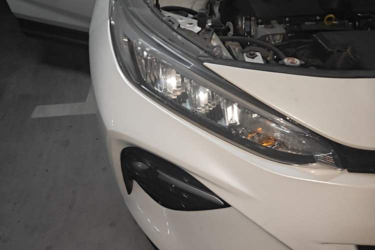 Used Toyota Wildlander 2024 2.0L CVT Two-Wheel Drive Leading Edition Right Front Headlight