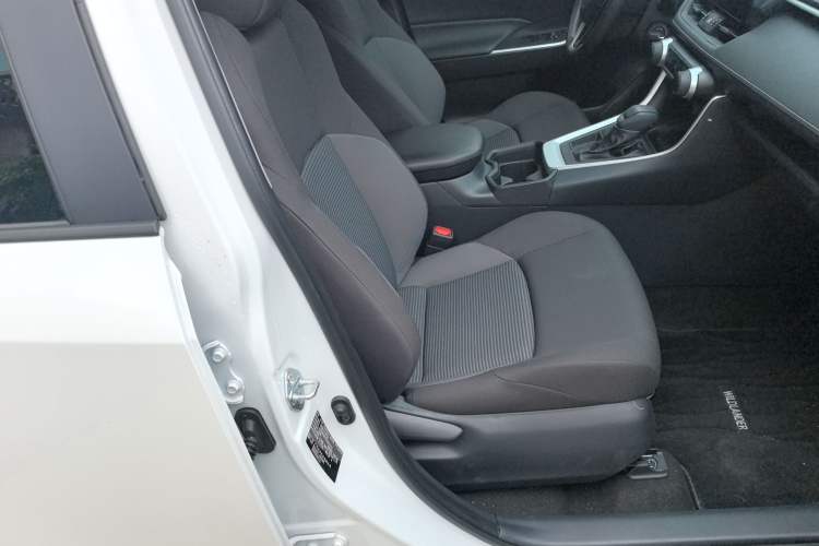 Used Toyota Wildlander 2024 2.0L CVT Two-Wheel Drive Leading Edition Right Front Seat