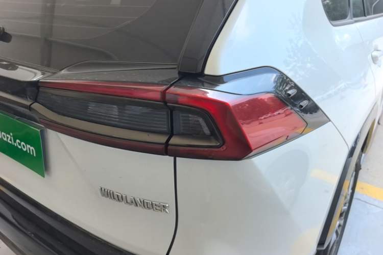 Used Toyota Wildlander 2024 2.0L CVT Two-Wheel Drive Luxury PLUS Edition Right Rear Taillight