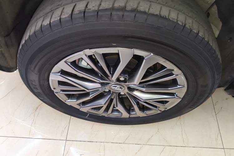 Used Toyota Wildlander 2024 Dual-Motor 2.5L E-CVT Two-Wheel Drive Luxury PLUS Edition Right Rear Wheel Hub