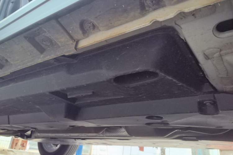 Used Toyota Wildlander 2024 2.0L CVT Two-Wheel Drive Luxury PLUS Edition Right Side Sill