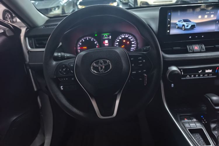 Used Toyota Wildlander 2024 2.0L CVT Two-Wheel Drive Leading Edition Steering Wheel