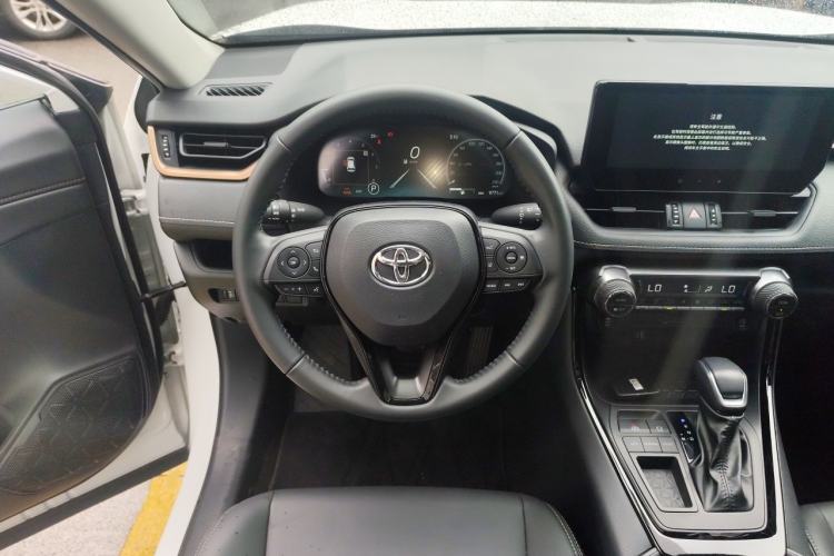 Used Toyota Wildlander 2024 2.0L CVT Two-Wheel Drive Luxury PLUS Edition Steering Wheel