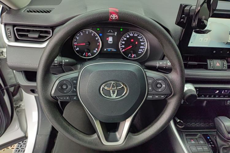 Used Toyota Wildlander 2024 2.0L CVT Two-Wheel Drive Leading Edition Steering Wheel