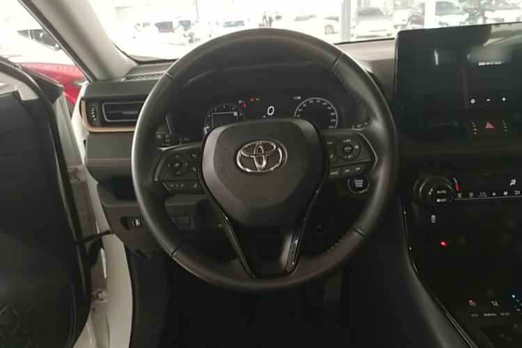 Used Toyota Wildlander 2024 2.0L CVT Two-Wheel Drive Urban Edition Steering Wheel