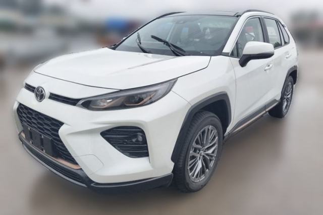 Ojetý Toyota Wildlander 2024 2.0L CVT Two-Wheel Drive Luxury PLUS Edition