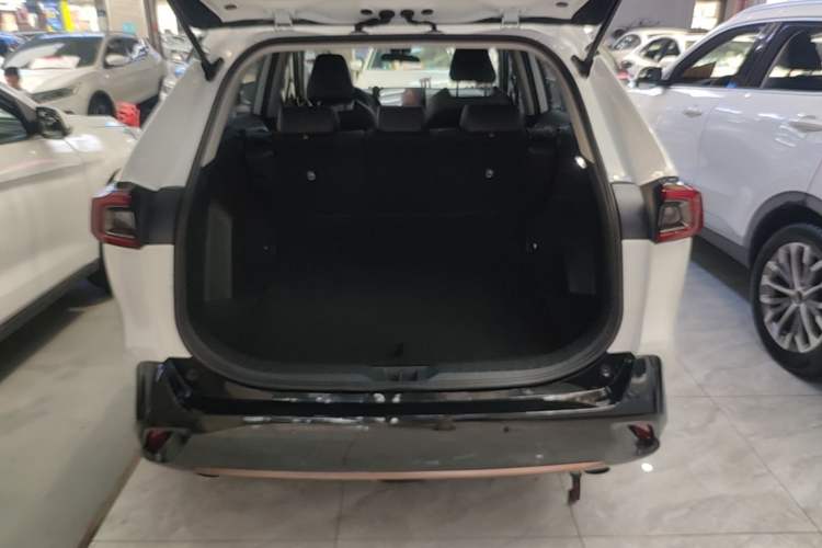Used Toyota Wildlander 2024 2.0L CVT Two-Wheel Drive Urban Edition Trunk