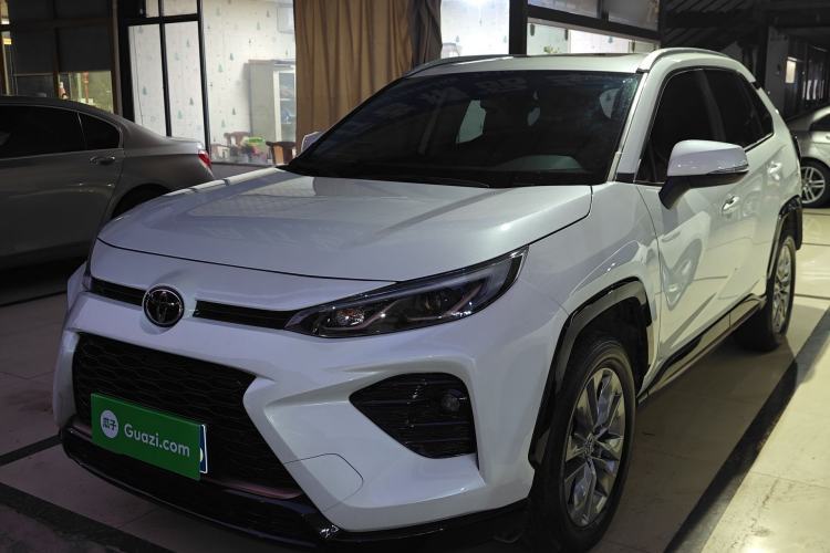 Used Toyota Wildlander 2024 2.0L CVT Two-Wheel Drive Urban Edition Guazi used car, China used car export, Used car for sale, Used  cars, Cheapest cars for sale