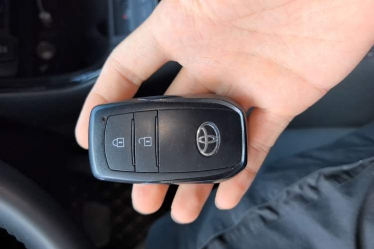 Used Toyota Wildlander 2024 2.0L CVT Two-Wheel Drive Luxury PLUS Edition Vehicle Key
