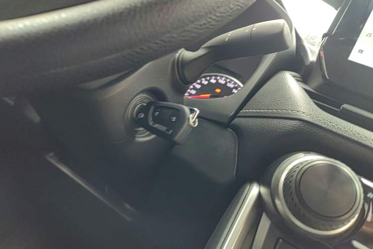 Used Toyota Wildlander 2024 2.0L CVT Two-Wheel Drive Leading Edition Vehicle Key