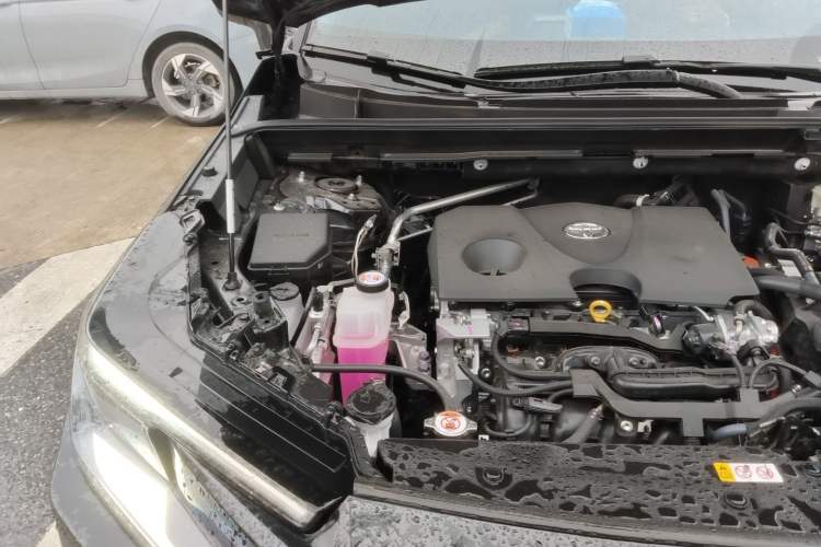 Used Toyota Wildlander 2026 Model 2.0L Smart Electric Hybrid Dual-Engine PRO Engine Bay Right