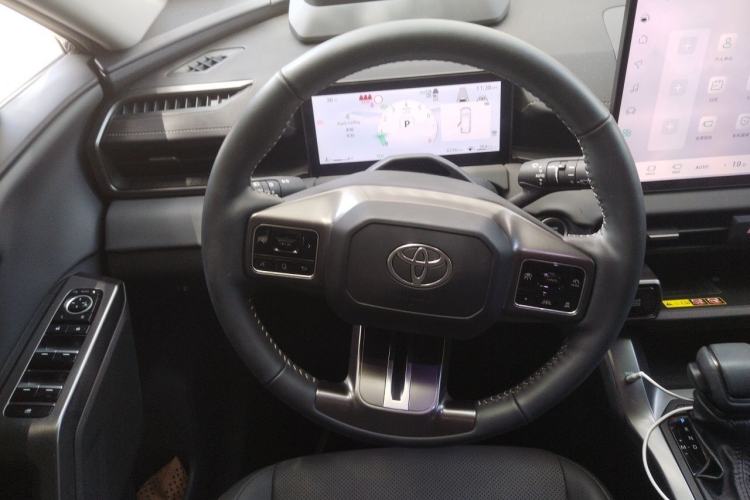 Used Toyota Wildlander 2026 Model 2.0L PRO Steering Wheel