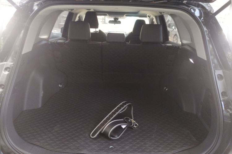 Used Toyota Wildlander 2026 Model 2.0L PRO Trunk