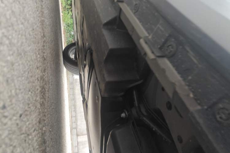 Used Toyota Wildlander 2026 Model 2.0L Smart Electric Hybrid Dual-Engine PRO+ Chassis Rear Left
