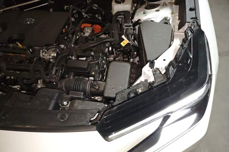 Used Toyota Wildlander 2026 Model 2.0L Smart Electric Hybrid Dual-Engine PRO+ Engine Bay Left