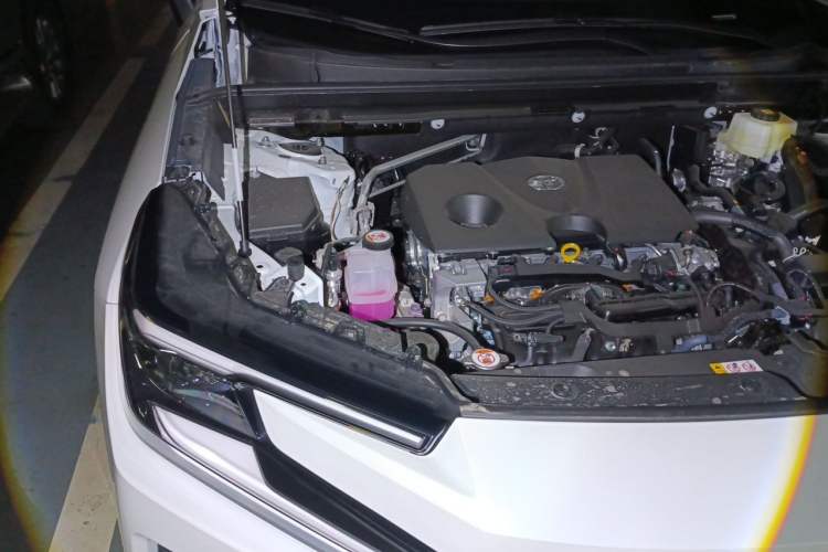 Used Toyota Wildlander 2026 Model 2.0L Smart Electric Hybrid Dual-Engine PRO Engine Bay Right