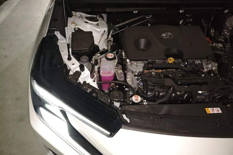 Used Toyota Wildlander 2026 Model 2.0L Smart Electric Hybrid Dual-Engine PRO+ Engine Bay Right
