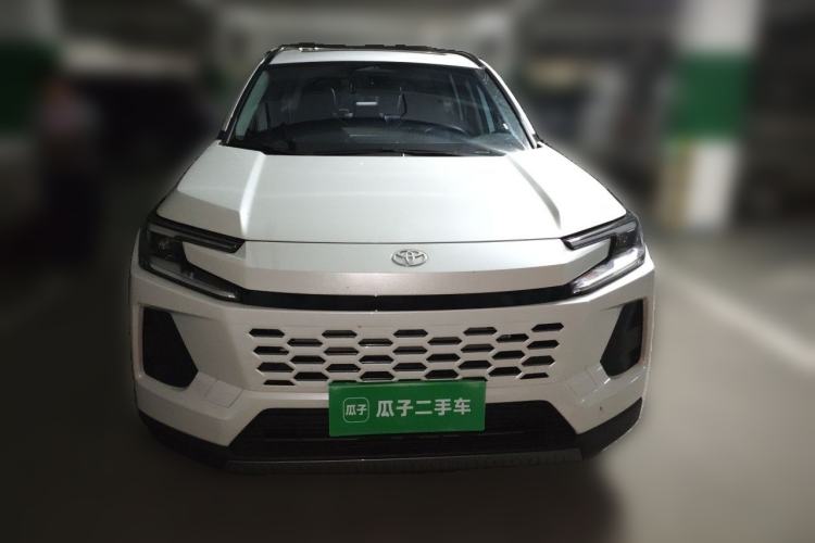 Used Toyota Wildlander 2026 Model 2.0L Smart Electric Hybrid Dual-Engine PRO+ Front
