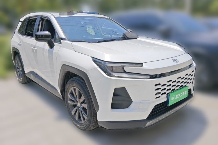 Used Toyota Wildlander 2026 Model 2.0L Smart Electric Hybrid Dual-Engine AIR Front Right 45 Deg