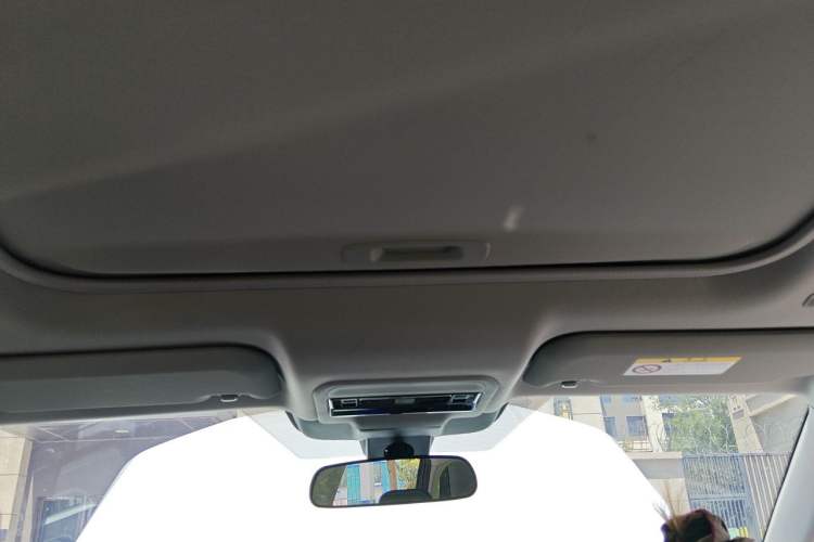 Used Toyota Wildlander 2026 Model 2.0L Smart Electric Hybrid Dual-Engine AIR Headliner