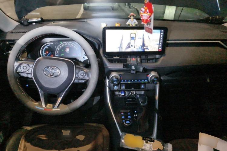 Used Toyota Wildlander New Energy 2021 High-Performance Edition 2.5L Two-Wheel Drive Powerful Version Center Console