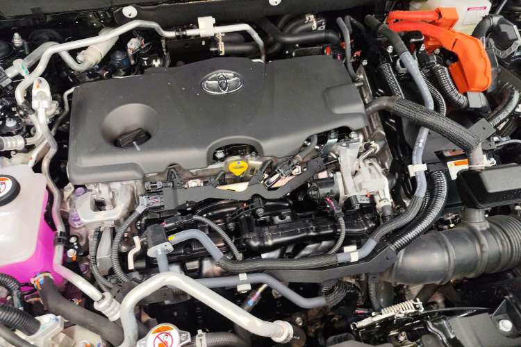 Used Toyota Wildlander New Energy 2021 High-Performance Edition 2.5L Four-Wheel Drive GT Version Engine Bay