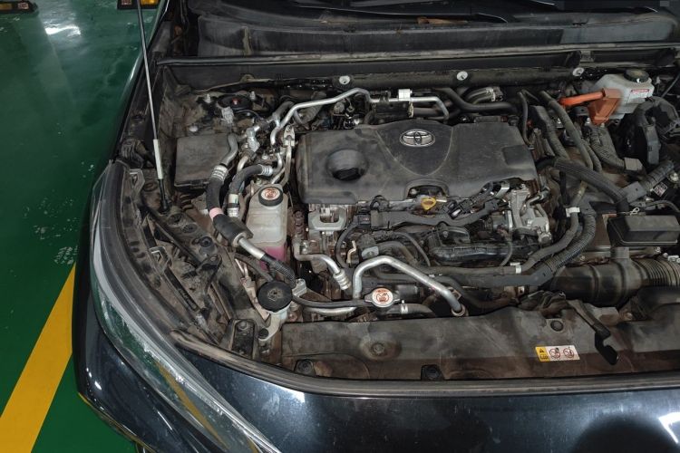 Used Toyota Wildlander New Energy 2021 High-Performance Edition 2.5L Two-Wheel Drive Powerful Version Engine Bay Right