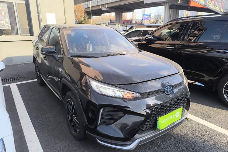 Used Toyota Wildlander New Energy 2021 High-Performance Edition 2.5L Two-Wheel Drive Powerful Version Exterior 2