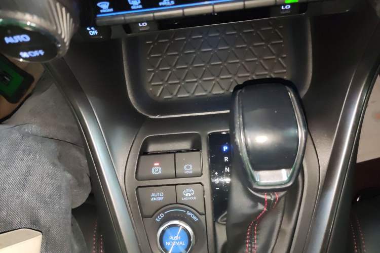 Used Toyota Wildlander New Energy 2021 High-Performance Edition 2.5L Four-Wheel Drive GT Version Gear Lever