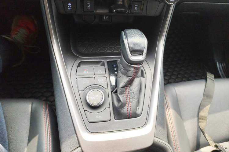 Used Toyota Wildlander New Energy 2021 High-Performance Edition 2.5L Four-Wheel Drive GT Version Gear Lever