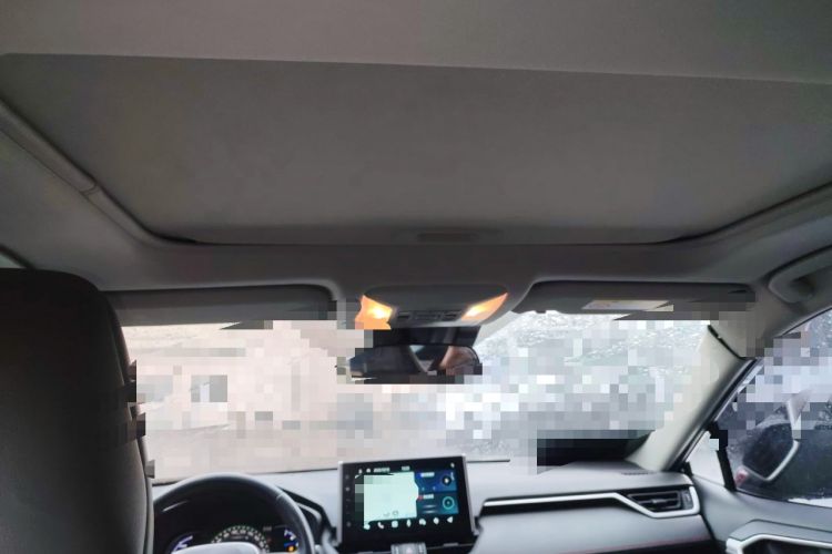 Used Toyota Wildlander New Energy 2021 High-Performance Edition 2.5L Two-Wheel Drive Powerful Version Headliner