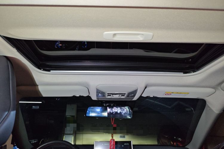 Used Toyota Wildlander New Energy 2021 High-Performance Edition 2.5L Two-Wheel Drive Powerful Version Headliner