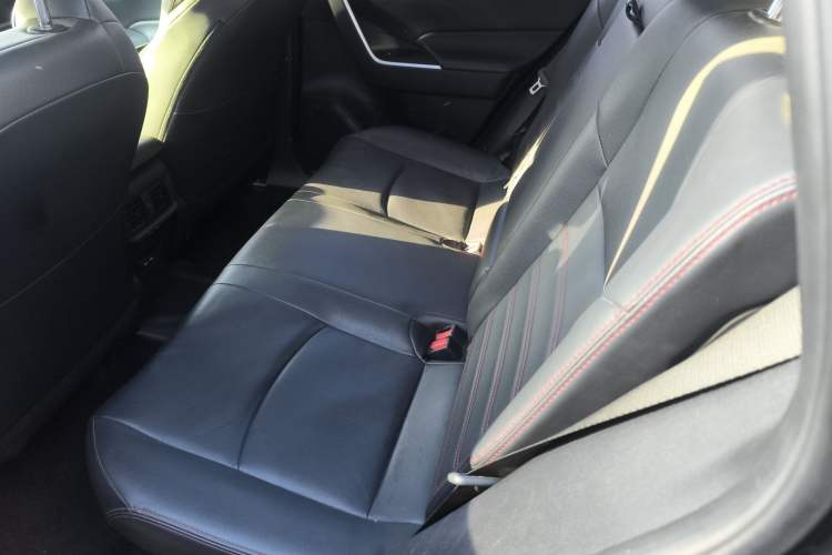 Used Toyota Wildlander New Energy 2021 High-Performance Edition 2.5L Two-Wheel Drive Powerful Version Interior 4