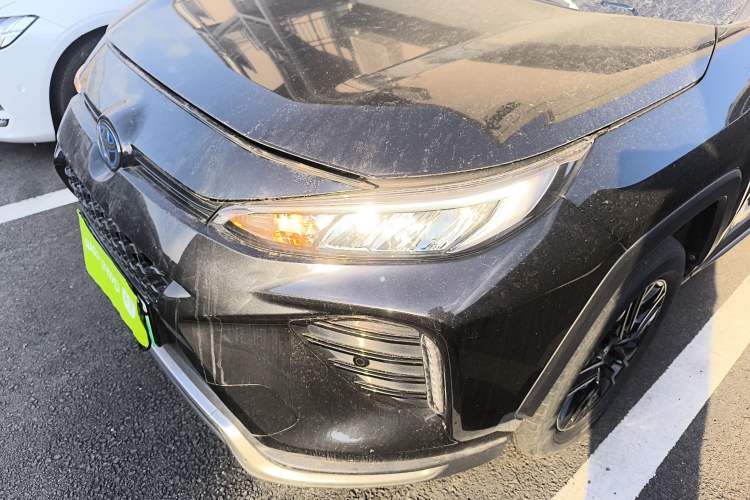 Used Toyota Wildlander New Energy 2021 High-Performance Edition 2.5L Two-Wheel Drive Powerful Version Left Front Headlight