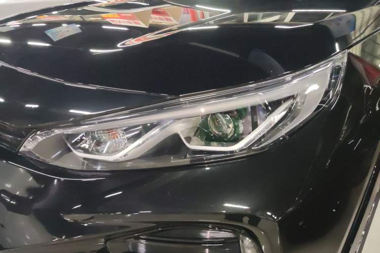 Used Toyota Wildlander New Energy 2021 High-Performance Edition 2.5L Four-Wheel Drive GT Version Left Front Headlight