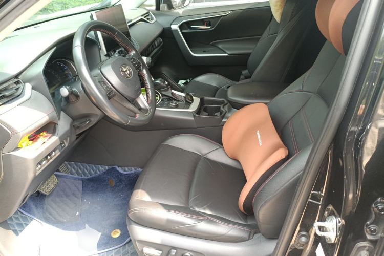 Used Toyota Wildlander New Energy 2021 High-Performance Edition 2.5L Two-Wheel Drive Powerful Version Left Front Seat
