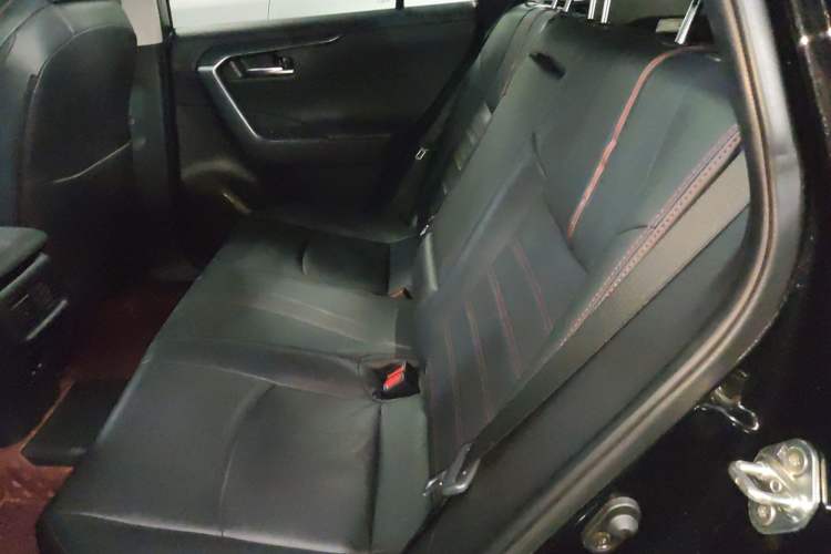 Used Toyota Wildlander New Energy 2021 High-Performance Edition 2.5L Four-Wheel Drive GT Version Left Rear Seat