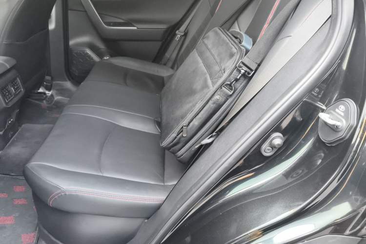 Used Toyota Wildlander New Energy 2021 High-Performance Edition 2.5L Four-Wheel Drive GT Version Left Rear Seat