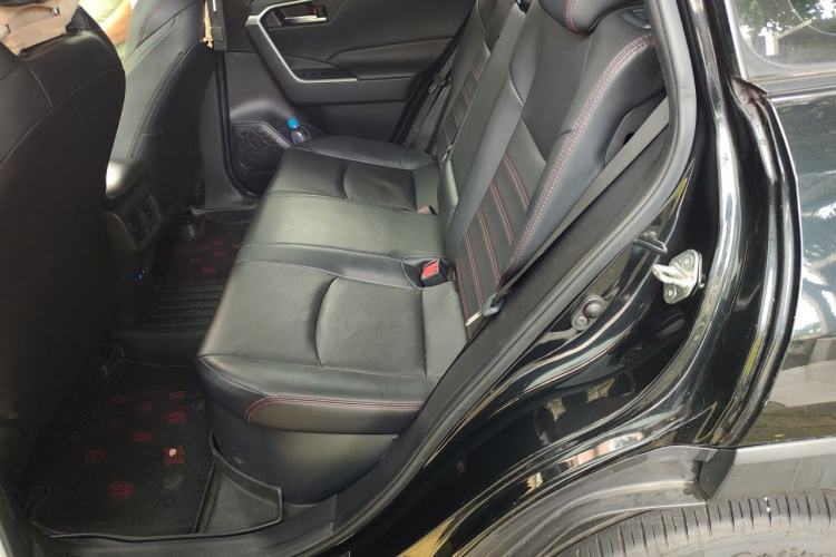 Used Toyota Wildlander New Energy 2021 High-Performance Edition 2.5L Two-Wheel Drive Powerful Version Left Rear Seat