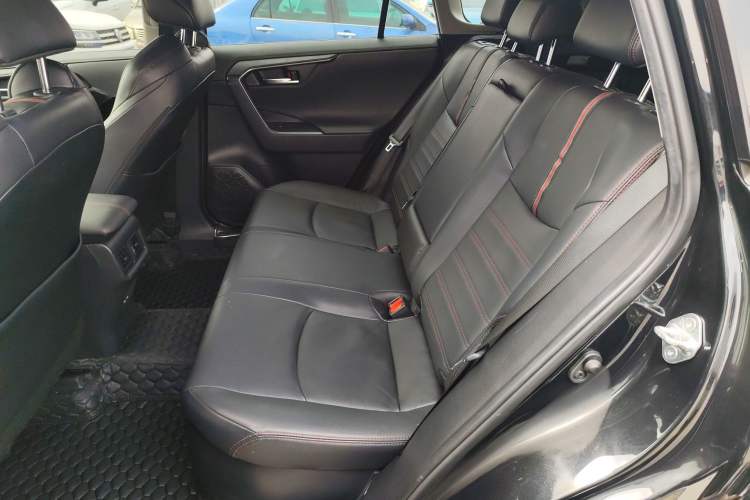 Used Toyota Wildlander New Energy 2021 High-Performance Edition 2.5L Four-Wheel Drive GT Version Left Rear Seat