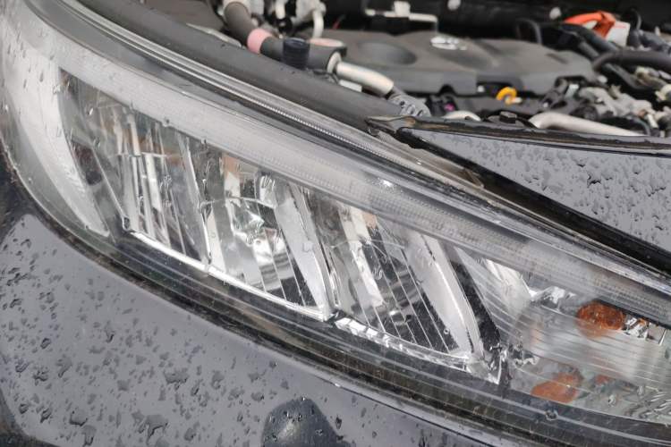 Used Toyota Wildlander New Energy 2021 High-Performance Edition 2.5L Two-Wheel Drive Powerful Version Right Front Headlight