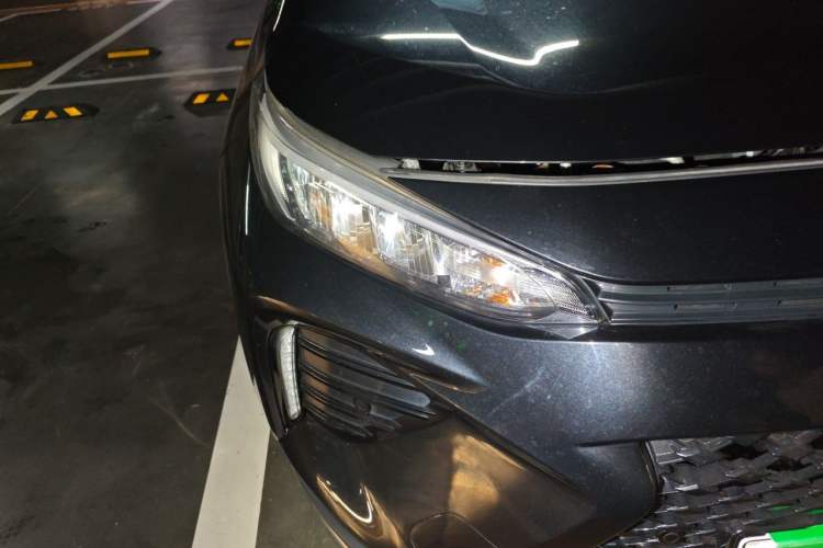 Used Toyota Wildlander New Energy 2021 High-Performance Edition 2.5L Two-Wheel Drive Powerful Version Right Front Headlight
