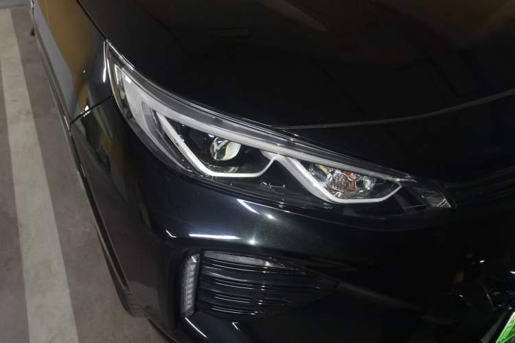 Used Toyota Wildlander New Energy 2021 High-Performance Edition 2.5L Four-Wheel Drive GT Version Right Front Headlight