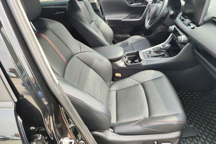Used Toyota Wildlander New Energy 2021 High-Performance Edition 2.5L Four-Wheel Drive GT Version Right Front Seat