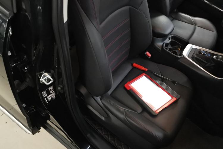 Used Toyota Wildlander New Energy 2021 High-Performance Edition 2.5L Two-Wheel Drive Powerful Version Right Front Seat