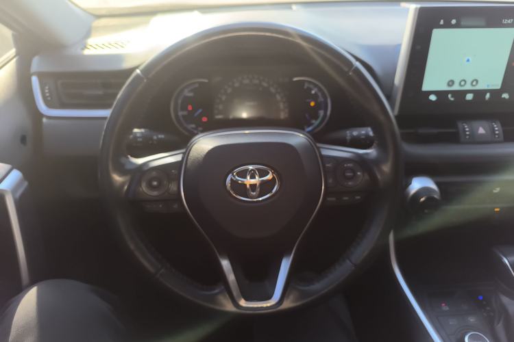Used Toyota Wildlander New Energy 2021 High-Performance Edition 2.5L Two-Wheel Drive Powerful Version Steering Wheel